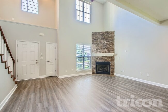 Photo - 241 Sundown Dr