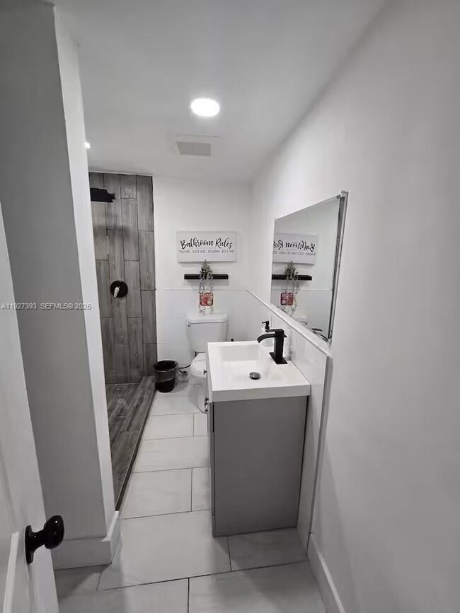 Photo - 845 NW 3rd St Unit C