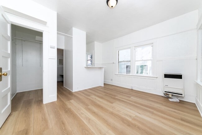 Photo - 39 24th Ave Unit 6