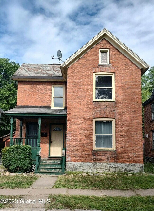 12 West St