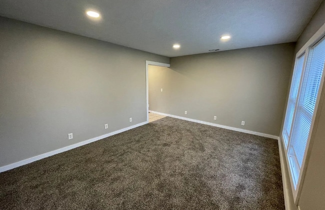 3036 Ute Ln