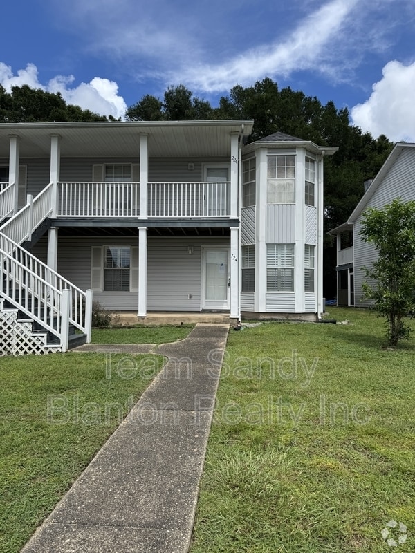 Building Photo - 1500 E Johnson Ave Rental