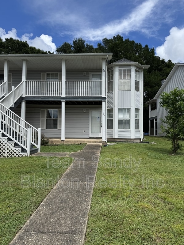 Building Photo - 1500 E Johnson Ave Rental