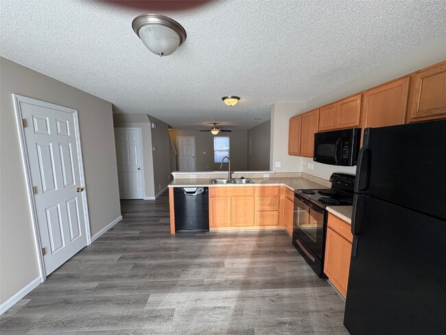 Photo - 31 Chesterfield Ct