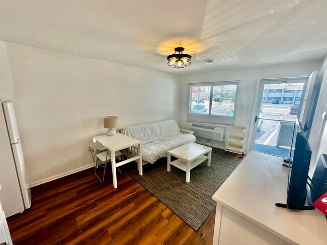 9105 Atlantic Ave Unit 32