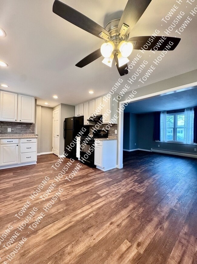 Photo - 757 Remington Dr Unit 1