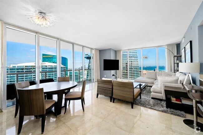 Building Photo - 465 Brickell Ave Unit 5302 Rental