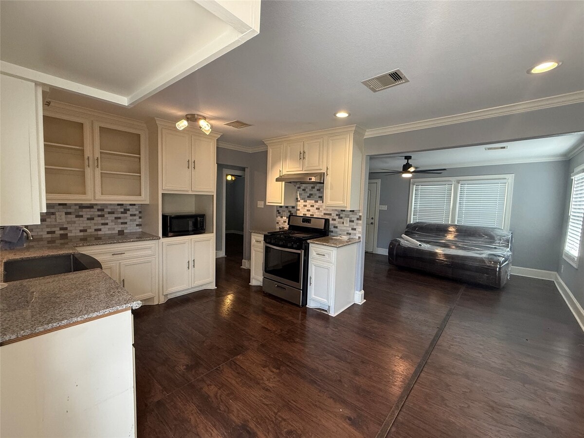 Photo - 1321 Taylor Ave