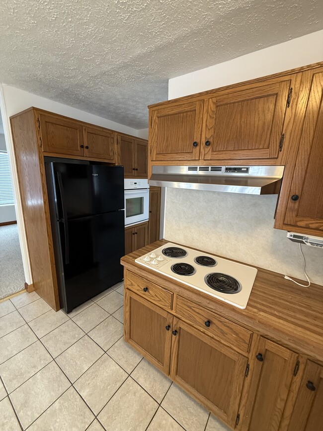 Photo - 1718 Syracuse Dr