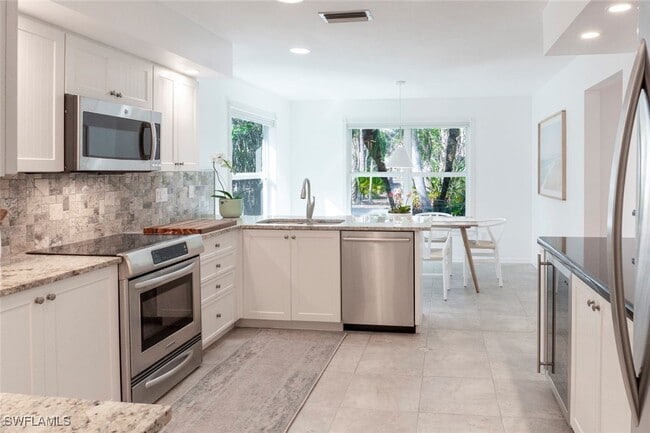 Photo - 3430 27th Ave SW