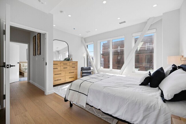 Photo - 693 Sutter St Unit 602