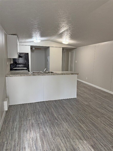 Photo - 211 Antilles Dr