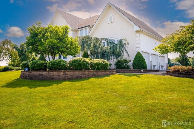 Building Photo - 19 Meadowlark Dr Rental