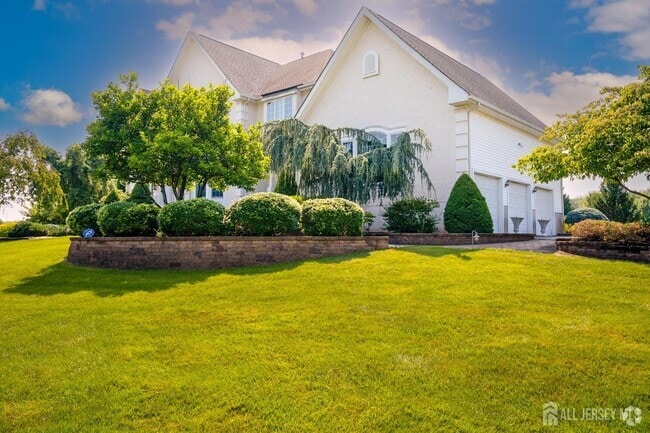 Building Photo - 19 Meadowlark Dr Rental