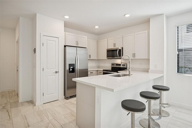 Photo - 180 SE 5th Ct