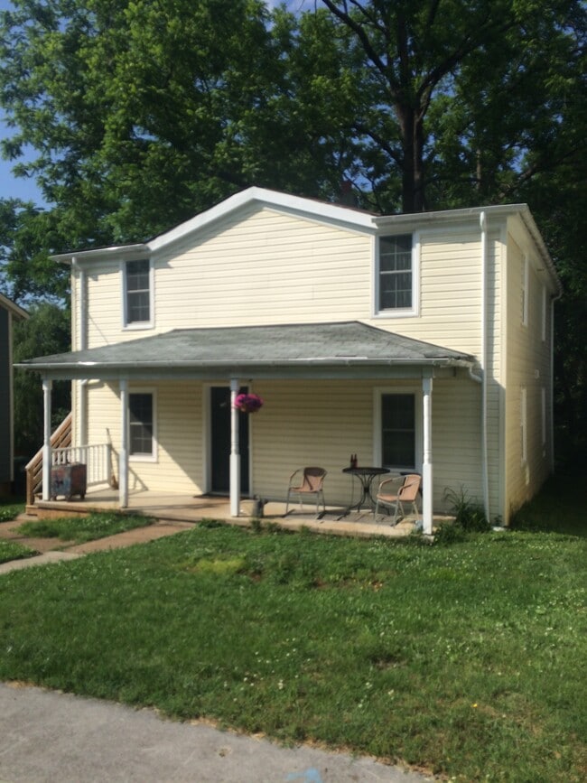 Building Photo - 611 Bolling Ave Unit 611 Bolling Avenue, Apt A