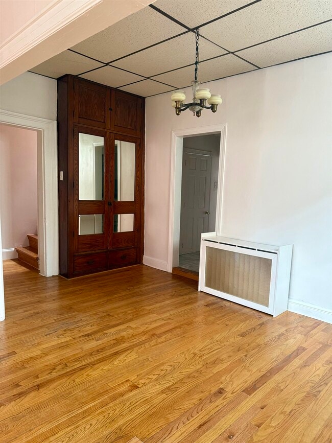 Photo - 94 Laidlaw Ave