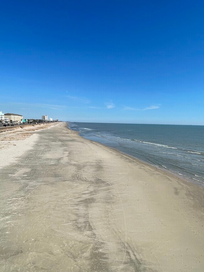 6300 Seawall Blvd Condo Unit 3103 Barefeet Retreat Condo for Rent in