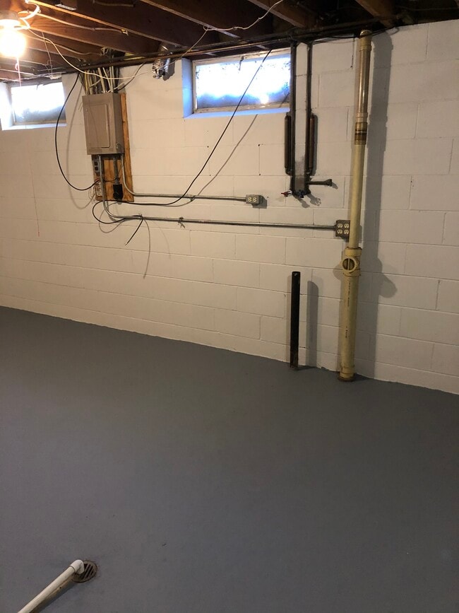 Photo - 202 16th Ave N