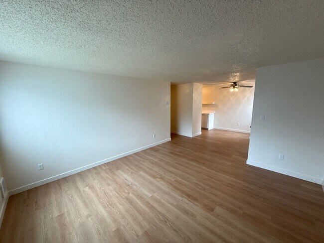 Photo - 271 Senate St NW