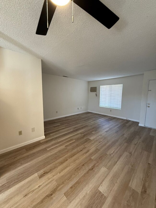 73615 Sun Valley Dr Unidad 73615 Sun Valley Dr