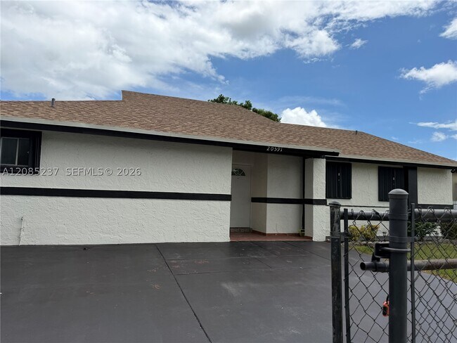 Photo - 20591 SW 124th Ct