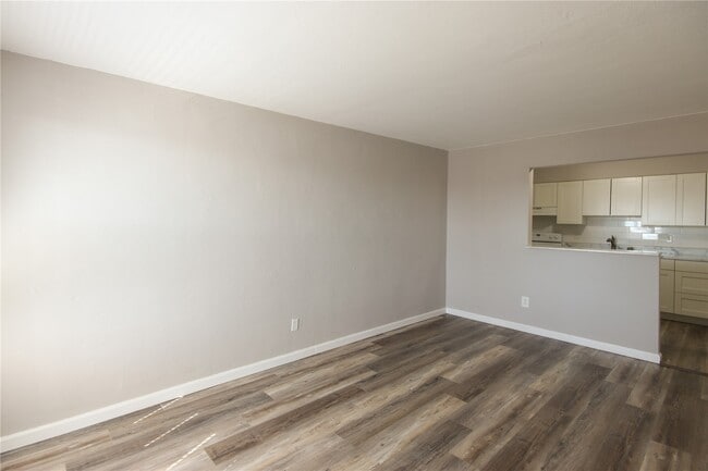 Photo - 4770 Kings Dr Unidad G
