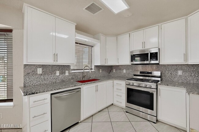 Photo - 14224 Desert Ash Dr