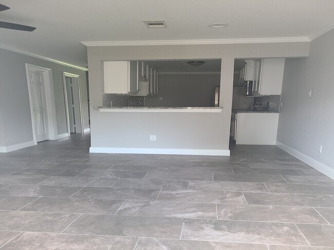 Photo - 1053 Willow Oaks Cir Unidad True