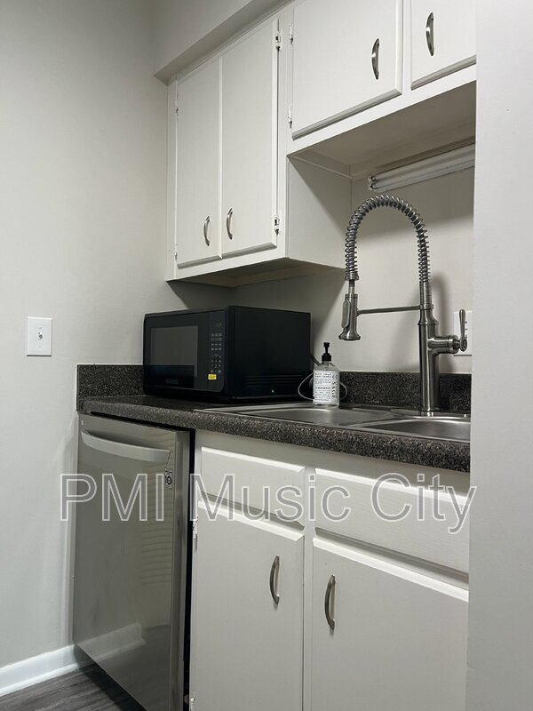 Photo - 212 Summit Ridge Cir