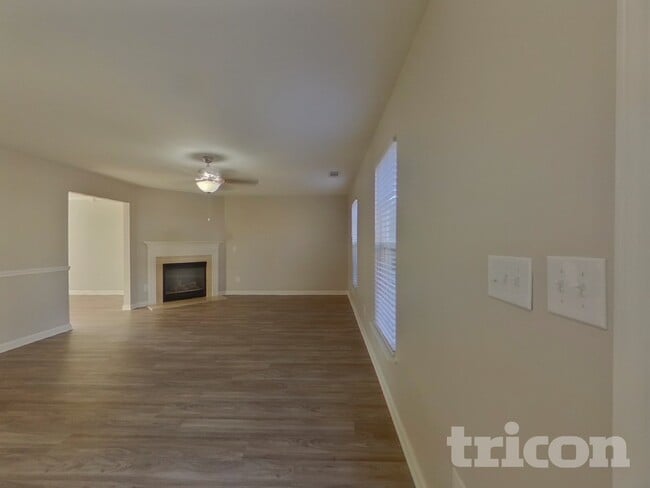 Photo - 1400 Galesburg St