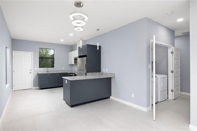 Photo - 14 W Harrison Ave Unit 4