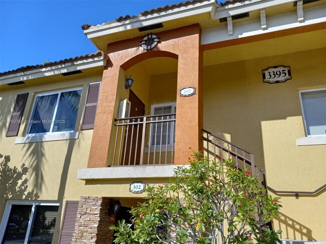 Photo - 3395 NE 9th St Unidad 202 Rental
