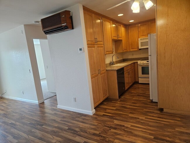 Photo - GENESEE - Regency Villas 1 BR Condo, 62+ Senior Community, Available Now! Unit 220
