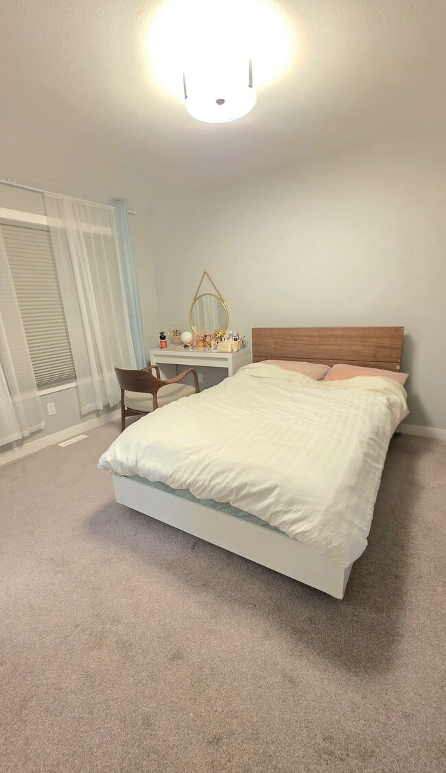 Photo - 959 McFaull Mnr