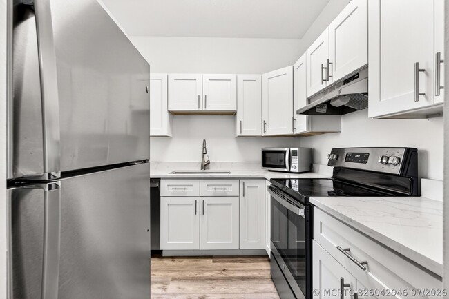 Photo - 2555 NE 11th St Unit 104