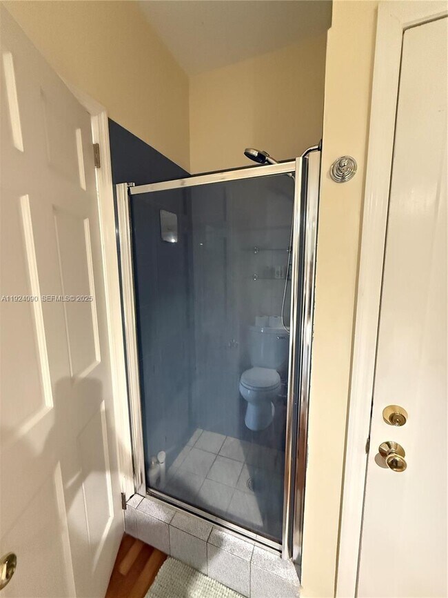 Photo - 1550 Jefferson Ave Unit 6-B