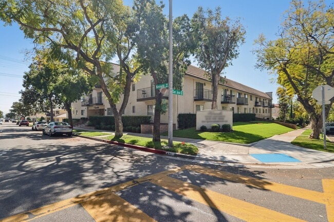 Photo - 421 N Kenneth Rd Unit 110