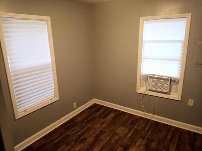 Dormitorio 1 - 303 Fleetwood Dr Casa Adosada