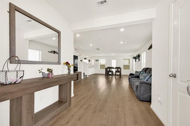 Photo - 5510 Blackbird Ln