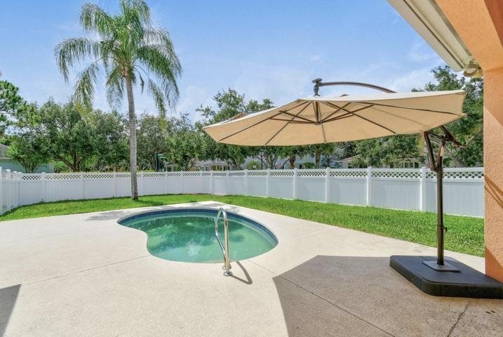 Photo - 2584 E Community Dr