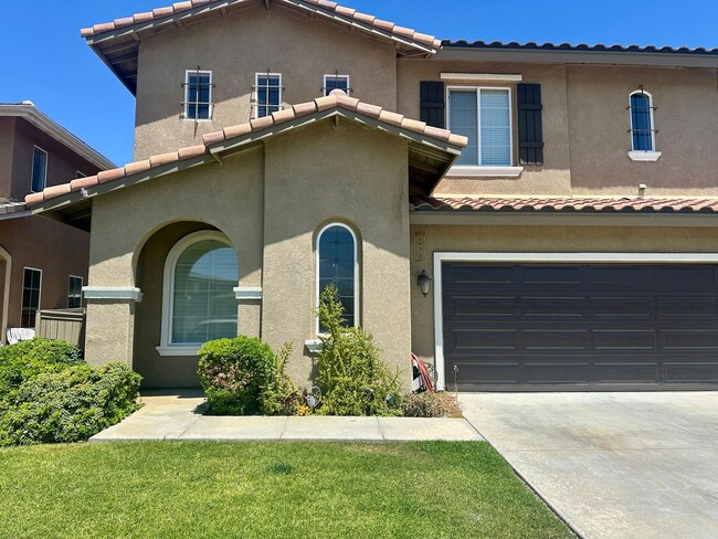 Photo - Beautiful Winchester 4-Bedroom  Home!