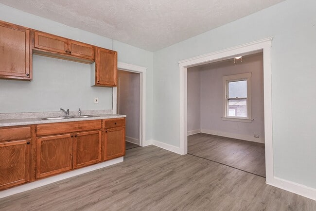 Building Photo - 2307 Garden Ave Unit 2307 GARDEN AVE UP