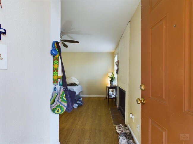 Photo - 1000 W 26th St Unit 118