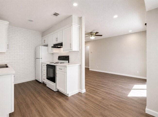 412 Craddock Ave