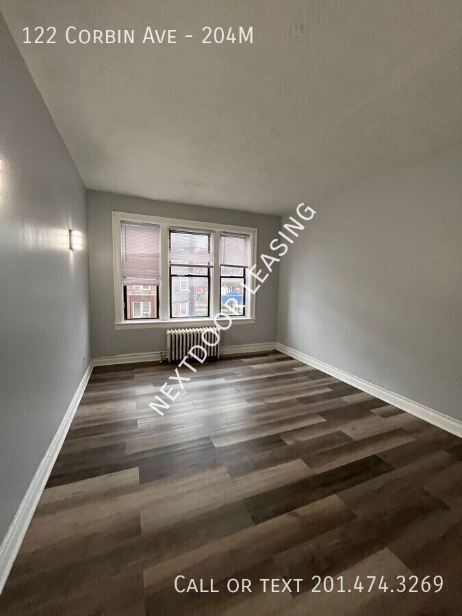 Photo - 122 Corbin Ave Unidad 204M