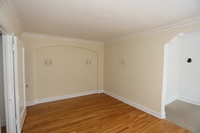 Photo - 533 W Roscoe St Unit 605