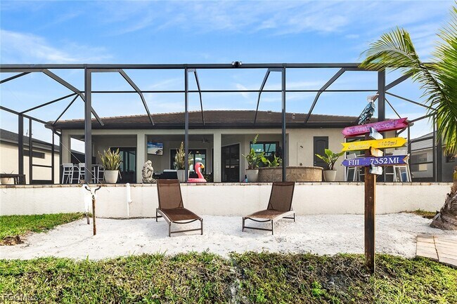 Photo - 302 NW 32nd Pl