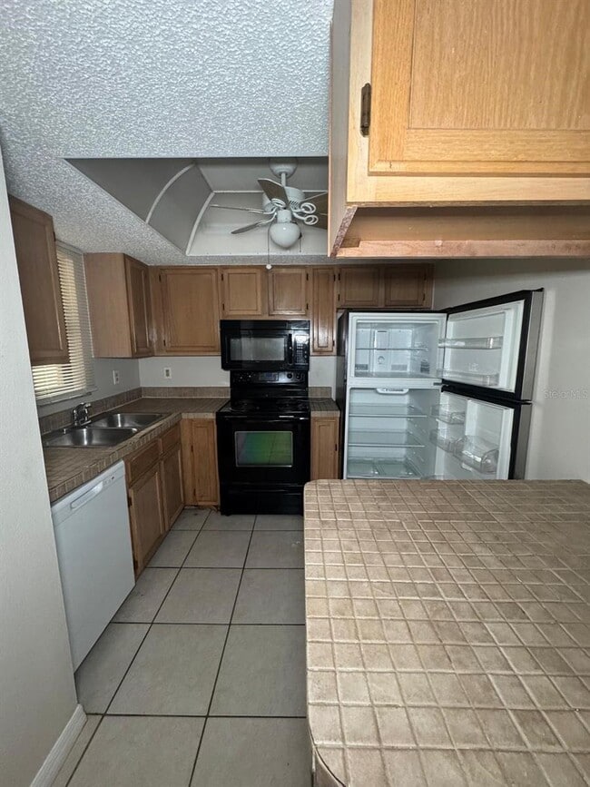 Photo - 2416 SE Garden Terrace