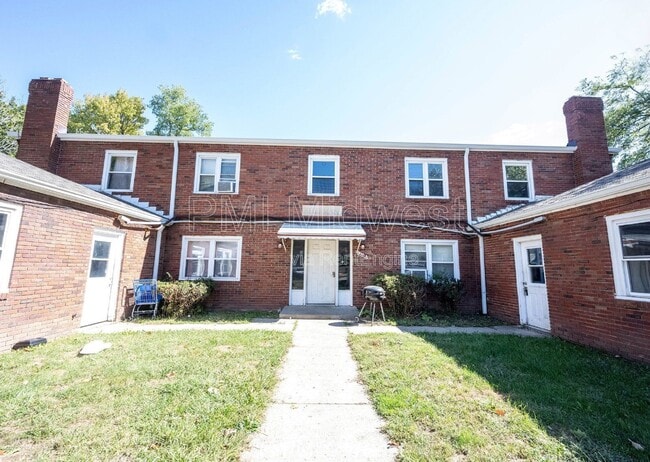 3725 N Sherman Dr Unit 7